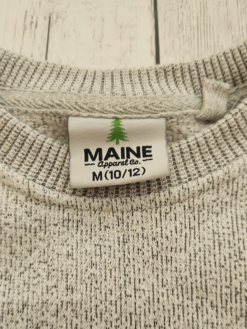 Like New Maine Kids 10/12 Sweatshirt Star And Pine Tree Embrodiered